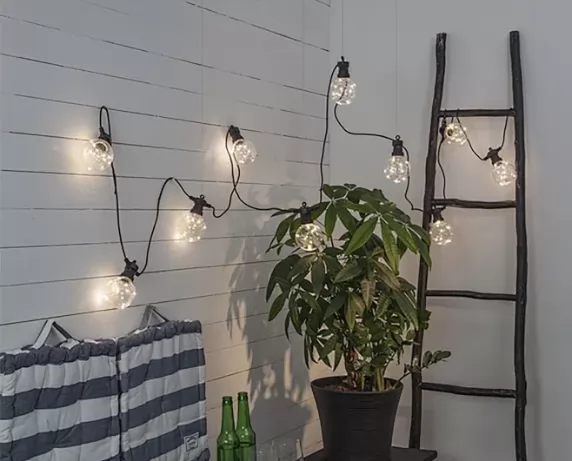 What color outdoor string lights keep bugs away?